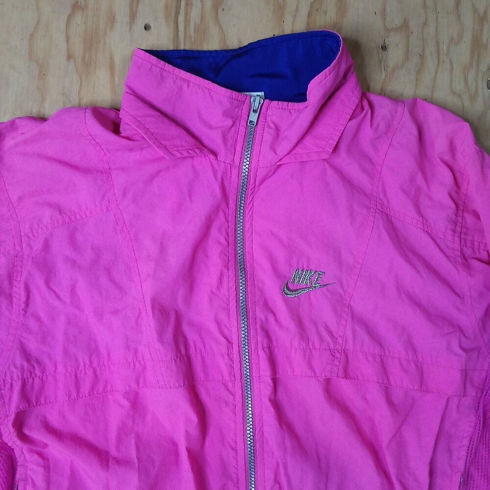 Vintage Nike International Windbreaker Jacket Neon Pink